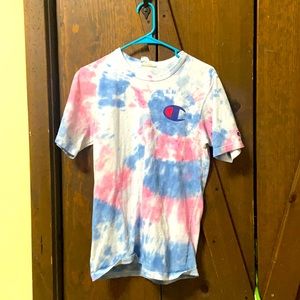 pink and blue thrifted champion tshirt